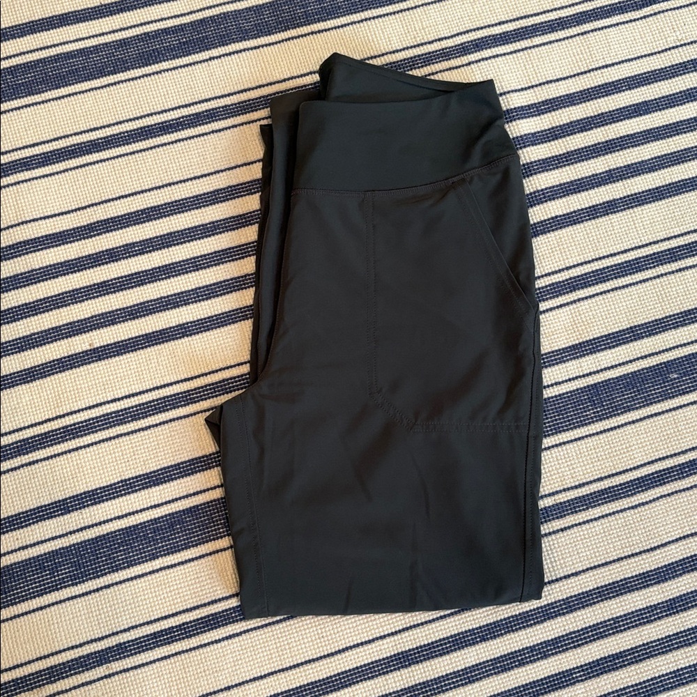 EUC Patagonia Women's Happy Hike Studio Pants in Forge Gray Size S - Picture 3 of 10